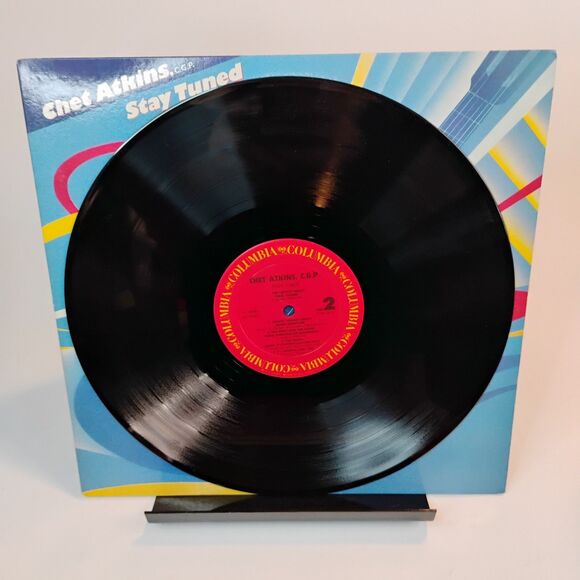 Vintage Chet Atkins, C.G.P. ~ Stay Tuned LP Vinyl Record~ FC39591 - 1985 - Picture 3 of 4
